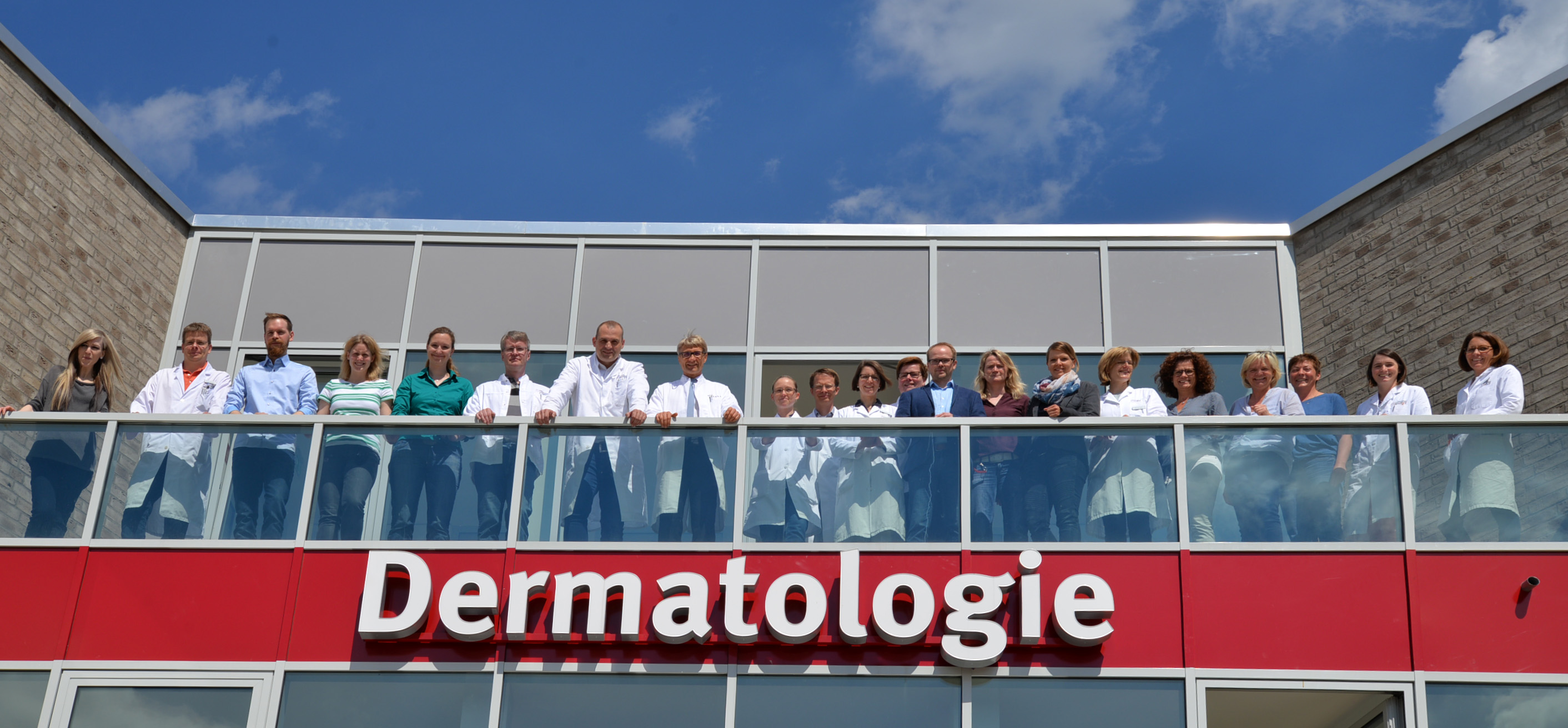 Team des iDerm Osnabrück (2017)
© Universität Osnabrück / Elena Scholz Team des iDerm Osnabrück (2017)
© Universität Osnabrück / Elena Scholz